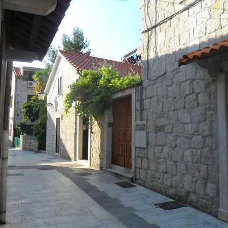 Dube Apartament Split