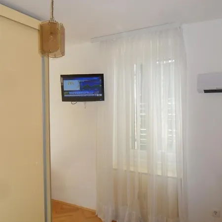 Apartament Dube