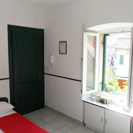 Dube Apartment *