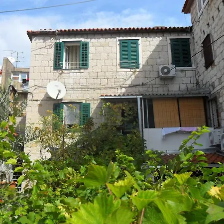 Apartment Dube
