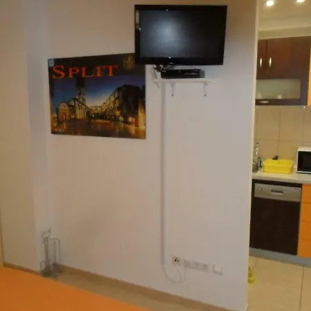 Dube Apartment Split